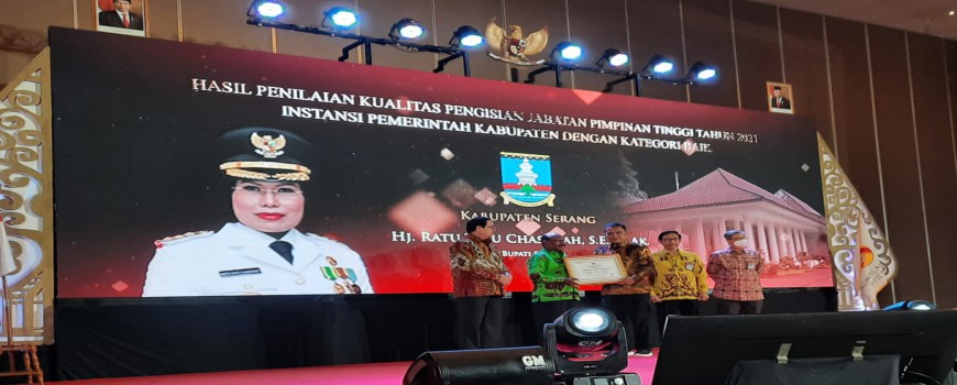Bupati Serang Raih Penghargaan Instansi Pemerintah Kabupaten dengan Kategori Baik