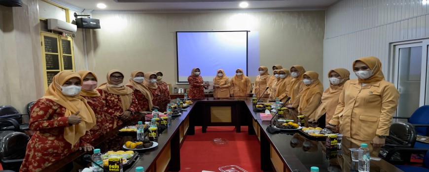 DWP Bapenda Kabupaten Serang Terima Pembinaan dari DWP Pusat